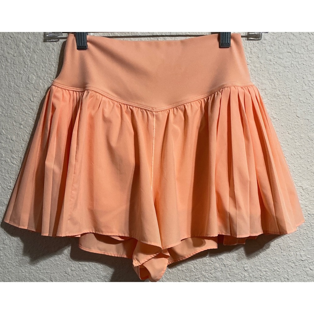 OFFLINE Real Me Pleated Flowy Shorts Apricot Medium Athleisure Tennis Outdoors